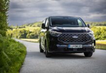Test: Ford Tourneo Custom (proti premijskemu segmentu?)